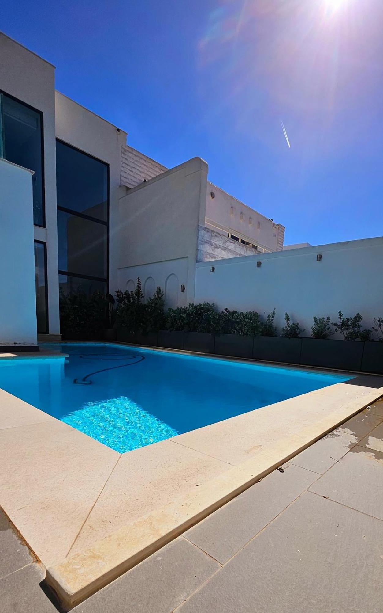 Enchante - Heated Outdoor Pool Villa