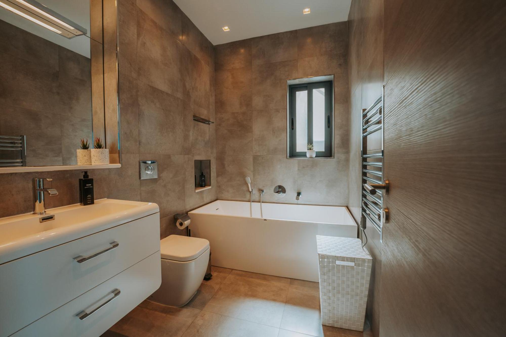 Enchante - Heated Outdoor Pool Villa